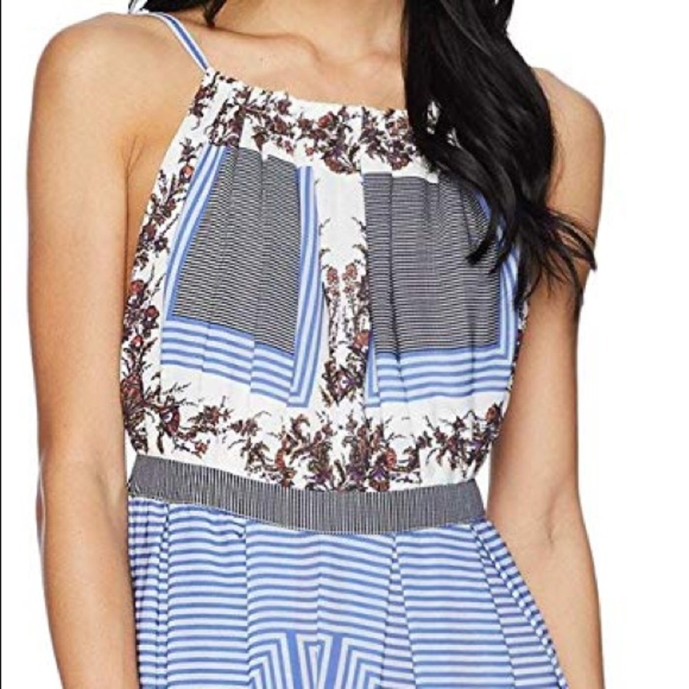 ✂️ 🎉🎉HP🎉🎉 Bishop and Young Backless Romper - Picture 2 of 8